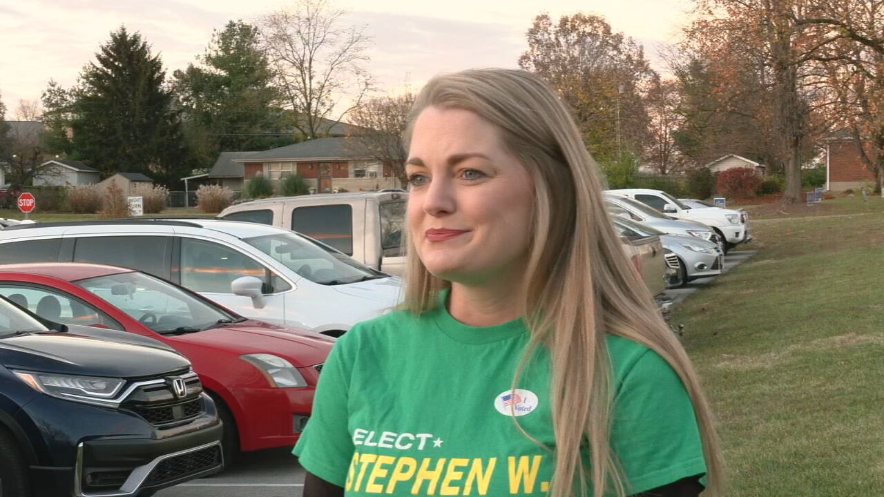 Amanda Keenan at Floyd County polling location